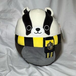 Hufflepuff Badger Squishmallow